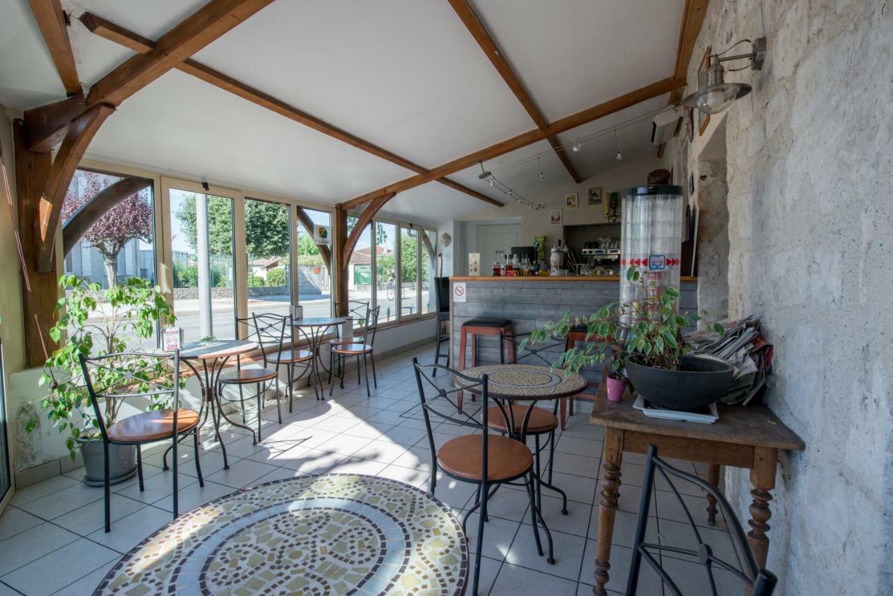 Logis Hotels - Hotel Et Restaurant Les Voyageurs Tournon-d'Agenais Exterior photo
